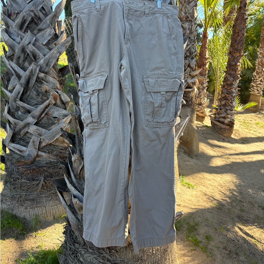 The North Face Men's Light Tan Cargo Pants